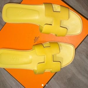 Hermes sandals